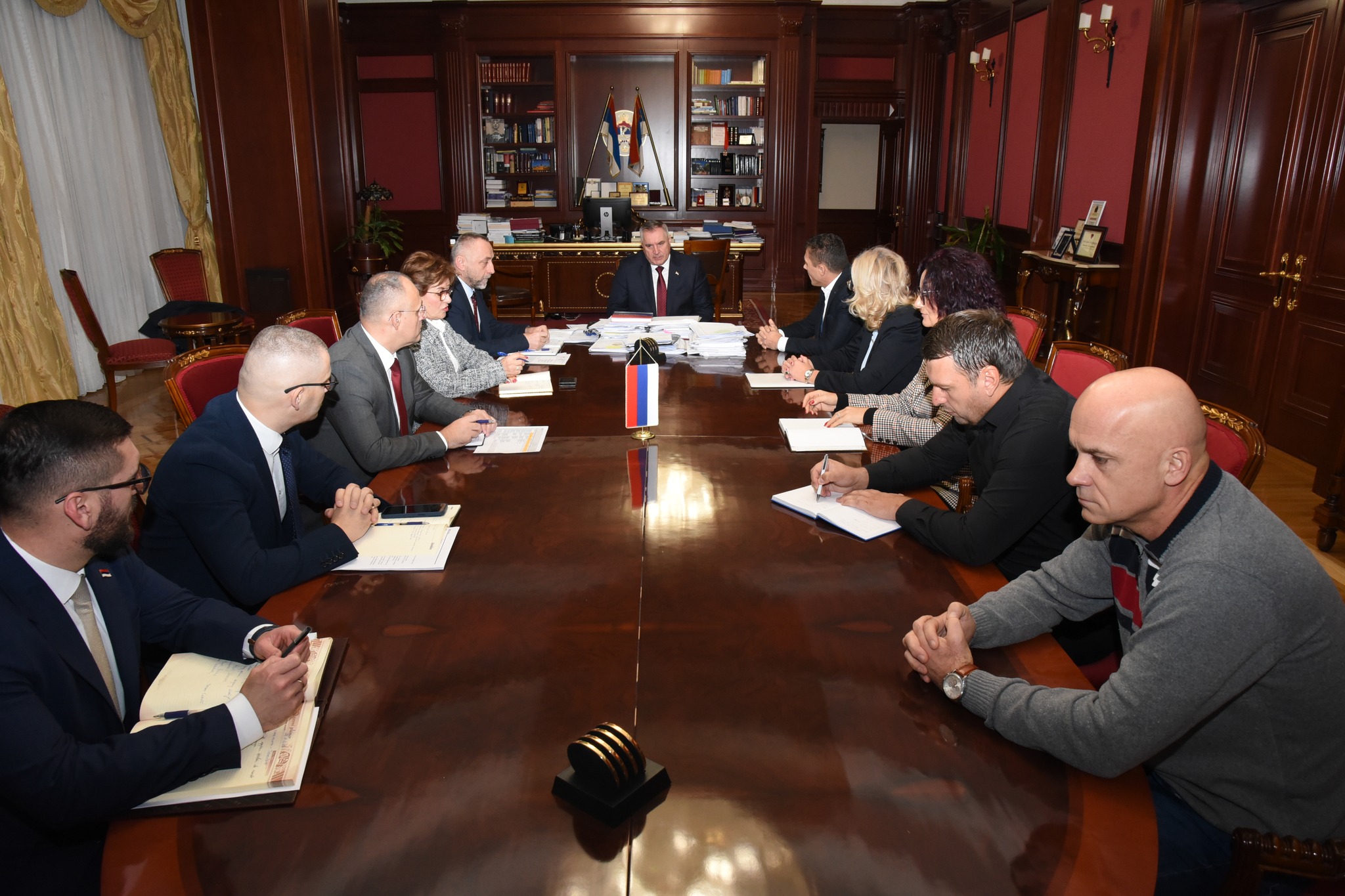 Višković: Vlada ostaje odgovoran partner