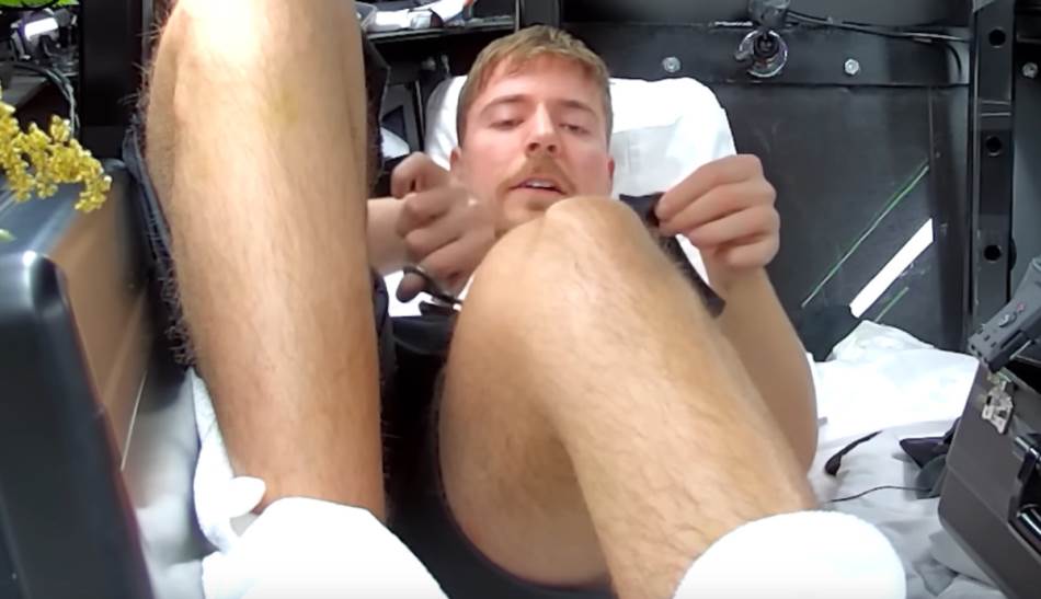 SEDAM DANA BIO POD ZEMLJOM Pogledajte reakciju jutjubera kada je izašao napolje (VIDEO)