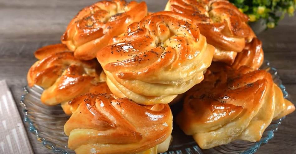 RECEPT ZA POGAČICE SA MAKOM IZ 1894. GODINE Od domaćeg tijesta, odlično idu uz slatke i slane namaze