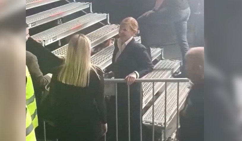 PRVI SNIMAK KĆERKE DINA MERLINA Naida bodrila oca na koncertu u Beogradu, kamere po prvi put snimile nasljednicu "čarobnjaka" iz Bosne (VIDEO)