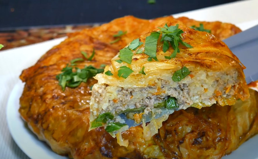 SLANA SARMA TORTA IDEALNA ZA SLAVE ILI RUČAK Nov recept za tradicionalno jelo koje svi obožavaju 