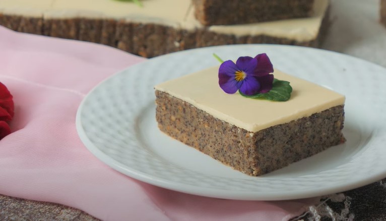 ZA OVOM POSLASTICOM INTERNET JE "OTKAČIO" Recept za plazma mak tortu