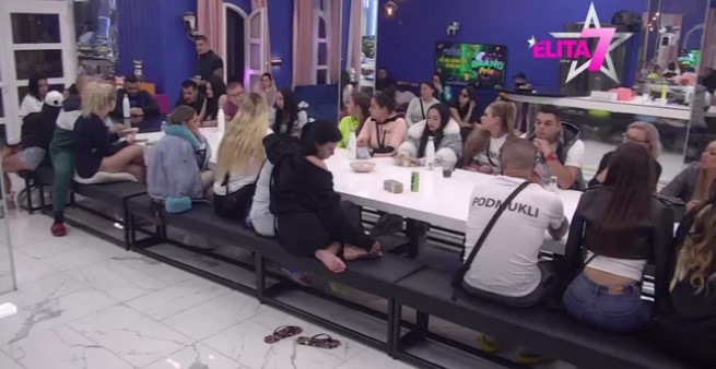 "ANELI TE KORISTI ZBOG..." Šamar realnosti za Uroša! Bojana mu sve objasnila (VIDEO)
