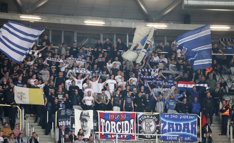 "GDJE STE, ČETNICI?" Kako je došlo do napada na delegaciju KK Crvena zvezda u Zadru