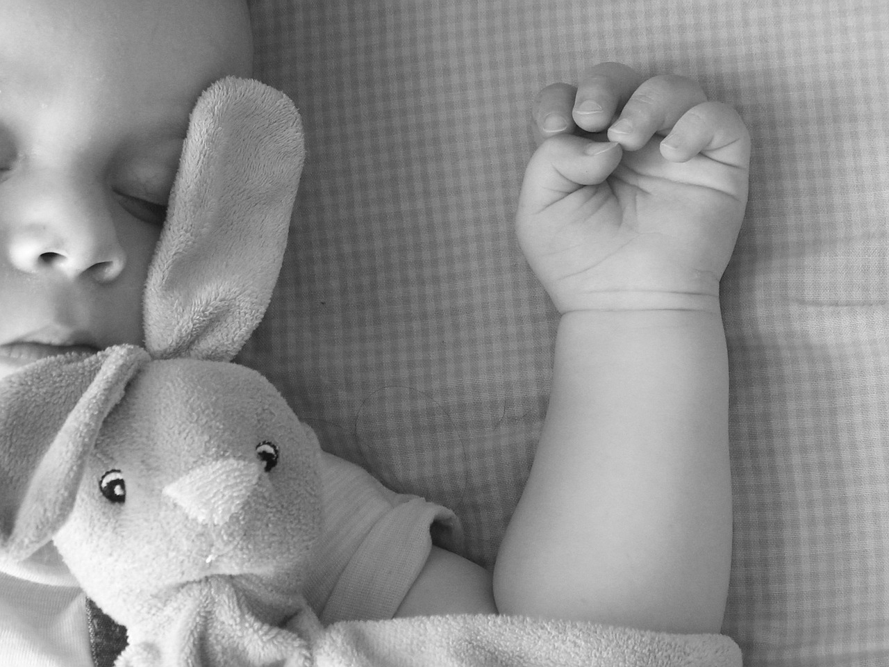 TRAGEDIJA Beba preminula u bolnici od sepse, mališan bio zaražen opasnom bakterijom