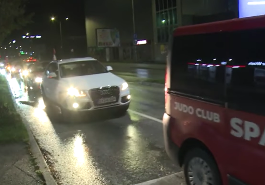 POGLEDAJTE KAKO JE ISTOČNO SARAJEVO SLAVILO TITULU NEMANJE MAJDOVA Prepune ulice u čast džudo šampiona Evrope (VIDEO)