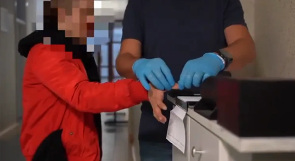 HAPŠENJE U POLJSKOJ Postavila eksplozivnu napravu u Varšavi, policija pronašla fotografiju bin Ladena