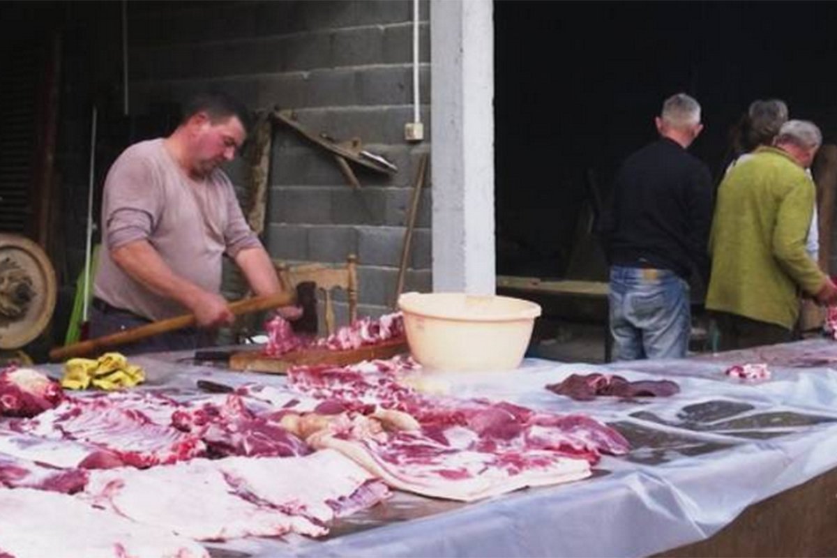 Tradicionalni svinjokolj u Semberiji u manjem obimu zbog afričke kuge