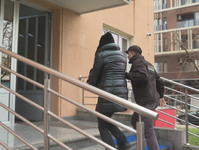 Uhapšeni iz Poreske uprave predati Tužilaštvu: Pronađena veća količina novca i dokumentacija