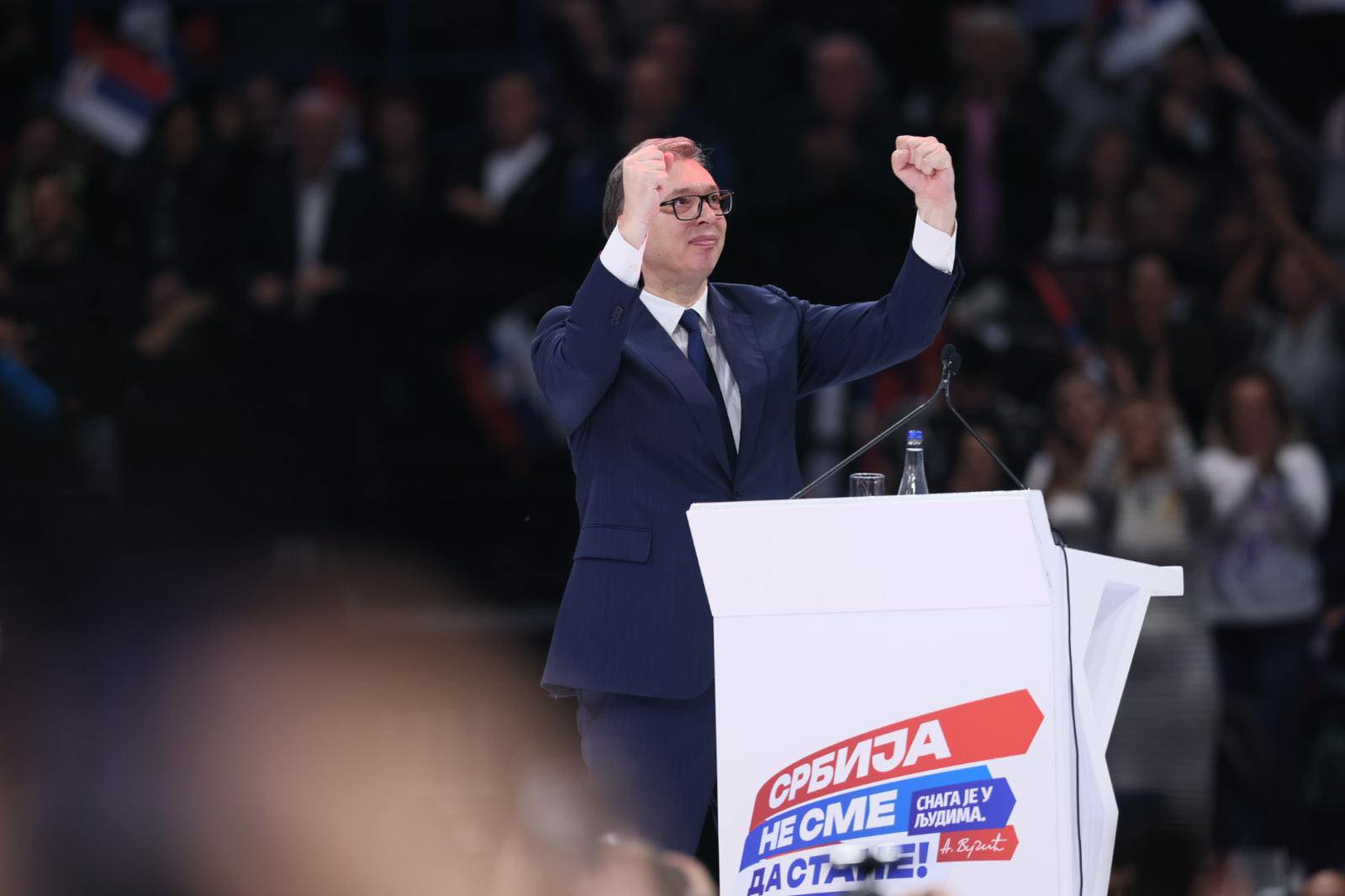 Vučić ne želi dijeliti vlast s opozicijom: Povlačim se ako SNS izgubi izbore