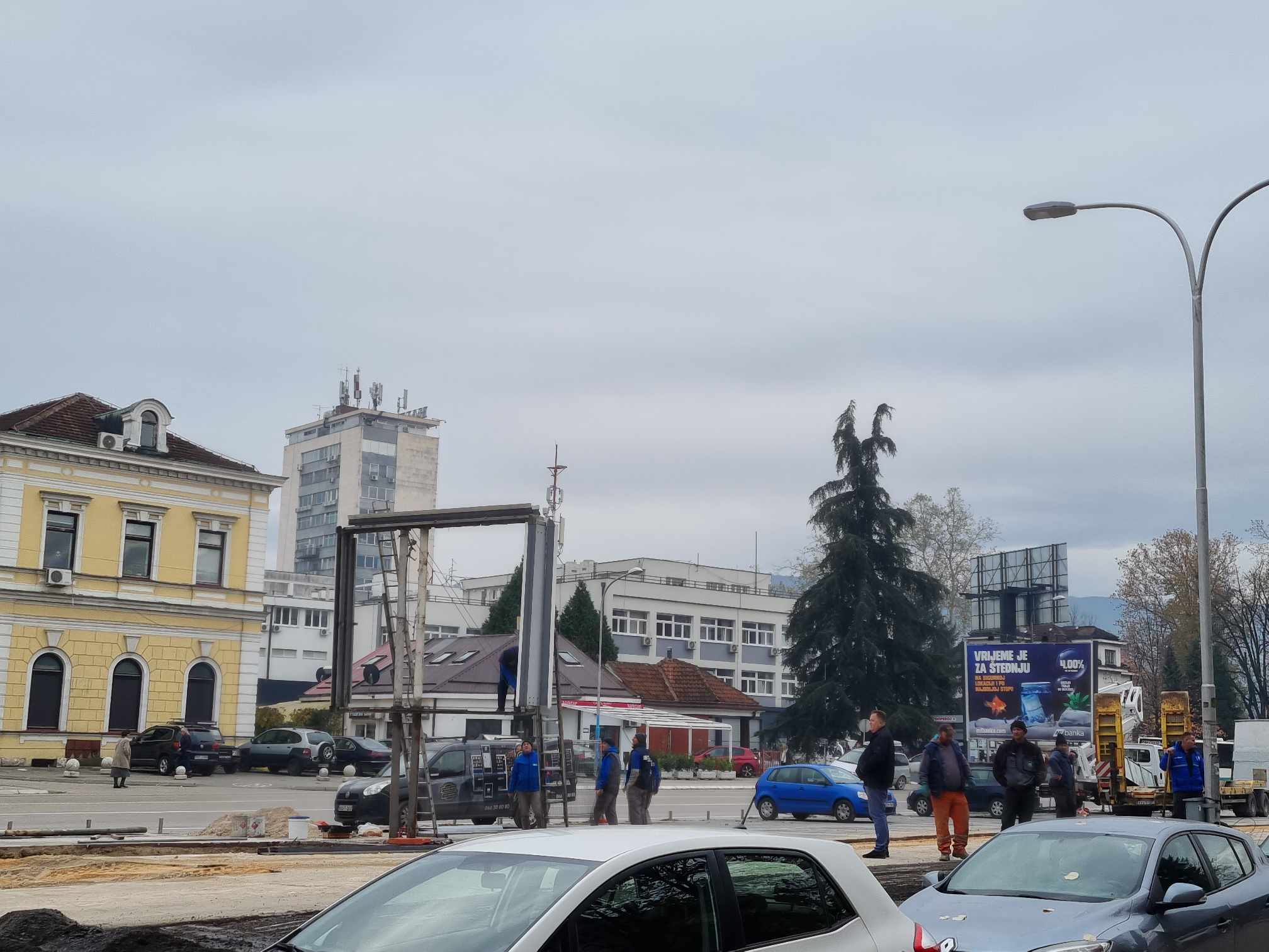 24 SATA - 48 MARAKA Jeftinije u centru Beograda, nego na privatnom parkingu u Banjaluci