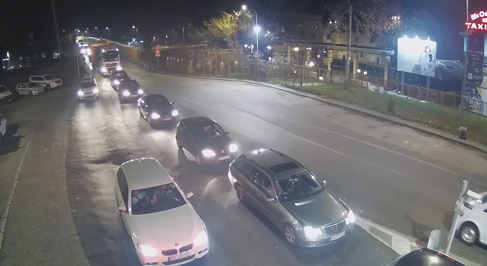 Pojačan saobraćaj na više graničnih prelaza