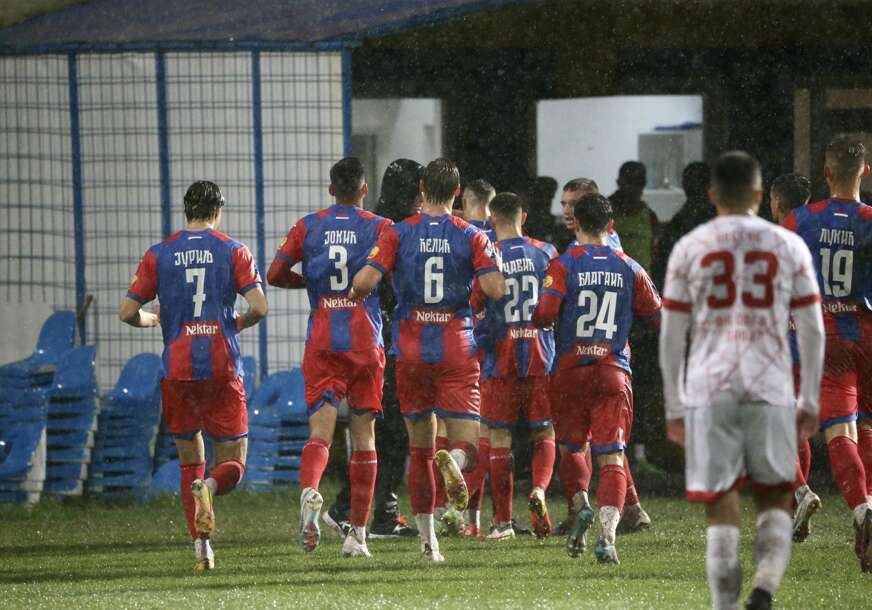 CRVENO-PLAVI NA NOVOM ISPITU Fudbaleri Borca otputovali na megdan Veležu
