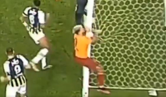 HAOS NAKON DERBIJA Džeko otkrio odakle Ikardiju ”šljiva” ispod oka (VIDEO)