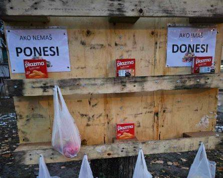Humanitarna akcija "Ako nemaš ponesi, ako imaš donesi": Mladići iz Brčkog oduševio sugrađane potezom