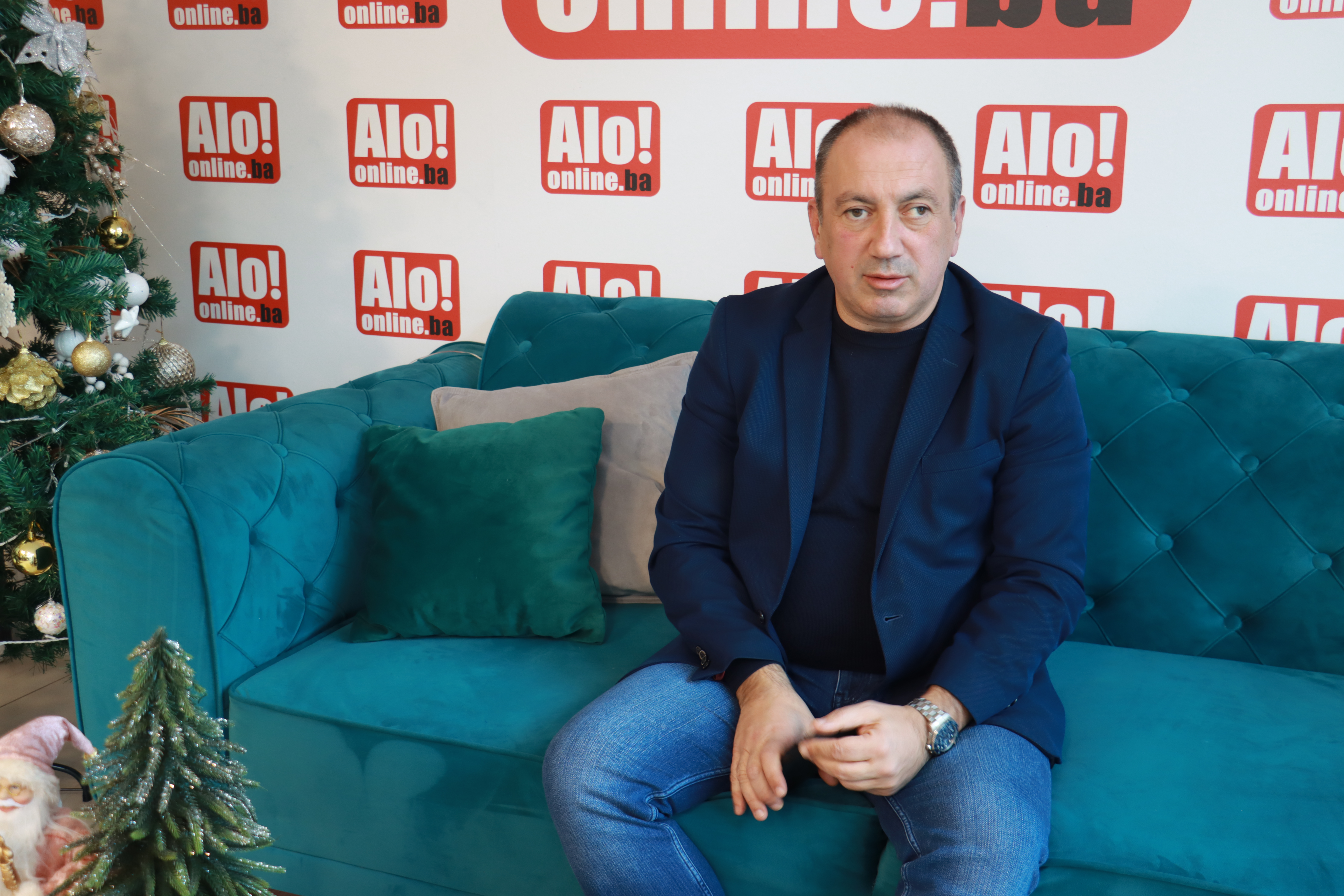 REŽIM NAPRAVIO DVA PROBLEMA KADA JE U PITANJU KORUPCIJA Crnadak: Vlast danas, da ne bi došlo do procesuiranja, radi sve da onesposobe institucije