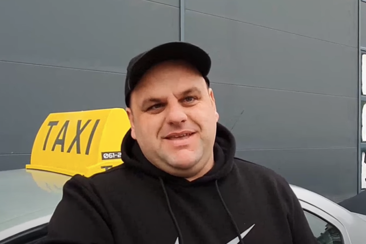 ŽIVOT GA NIJE MAZIO, A SAD JE UČINIO VELIKO DJELO Upoznajte heroja iz Banovića čiji taksimetar kuca srcem: Ernes besplatno prevozi djecu sa poteškoćama u razvoju i njihove roditelje (FOTO)