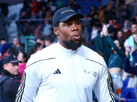 "NE JEDEM PRASETINU, BRATE" Rat navijača Partizana i košarkaša Real Madrida ne jenjava (FOTO/VIDEO)