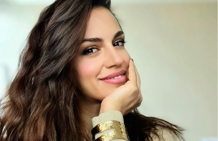 Dubai u "plamenu" zbog bikini izdanja supruge Gorana Ivaniševića (FOTO)