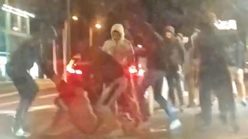 JEDAN PRIZNAO KRIVICU Otkriveni napadači na majku i sina poslije utakmice u Mostaru