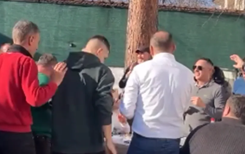 (VIDEO) ŽIVA MUZIKA, BAZEN, HRANA I PIĆE Provod za poželjeti: Zatvorenici spektakularno proslavili Novu godinu