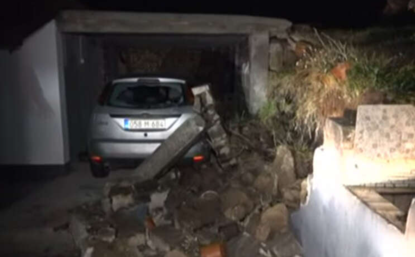 "NE ZNAM KAKO ĆEMO PREŽIVJETI" Zemljotres koji je pogodio BiH napravio veliku štetu na kućama u selu Ljubetovo (FOTO)