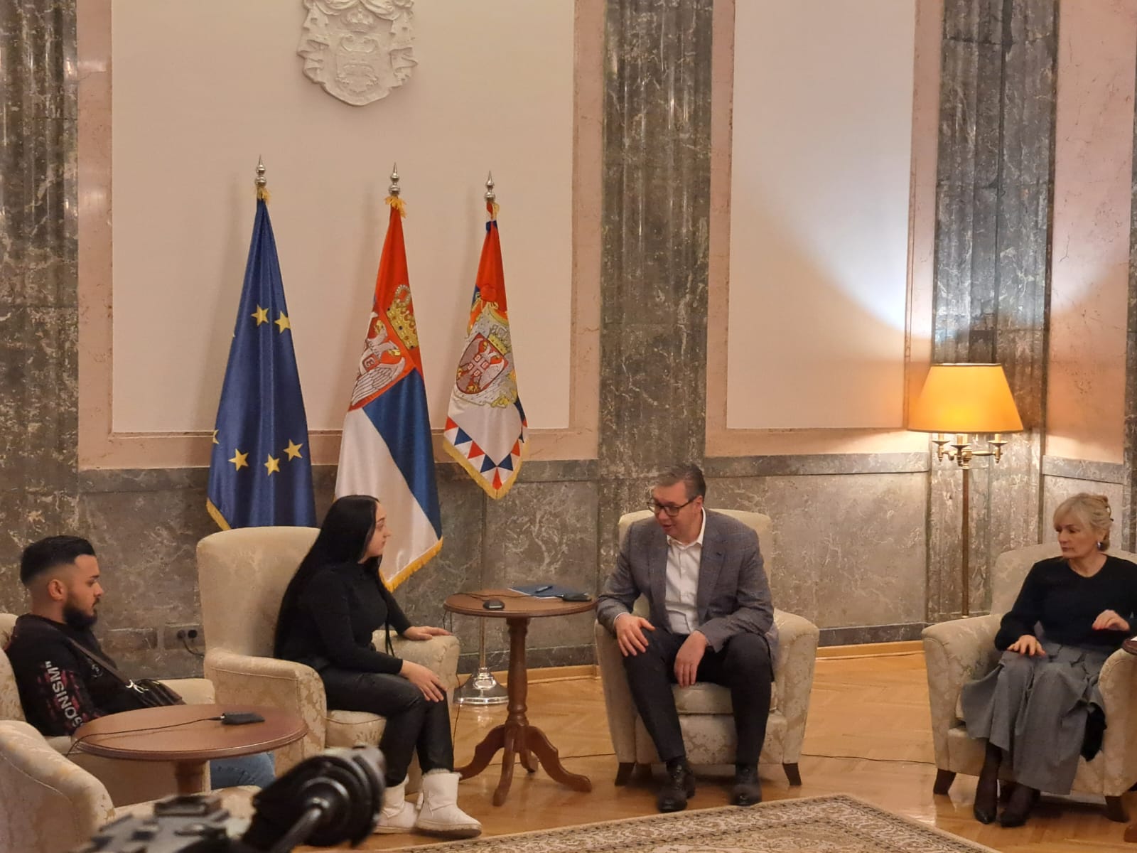 PORODILJA MARICA KOD PREDSJEDNIKA SRBIJE Vučić: Žao mi je, dijete da vratimo ne možemo, hvala što ste došli!