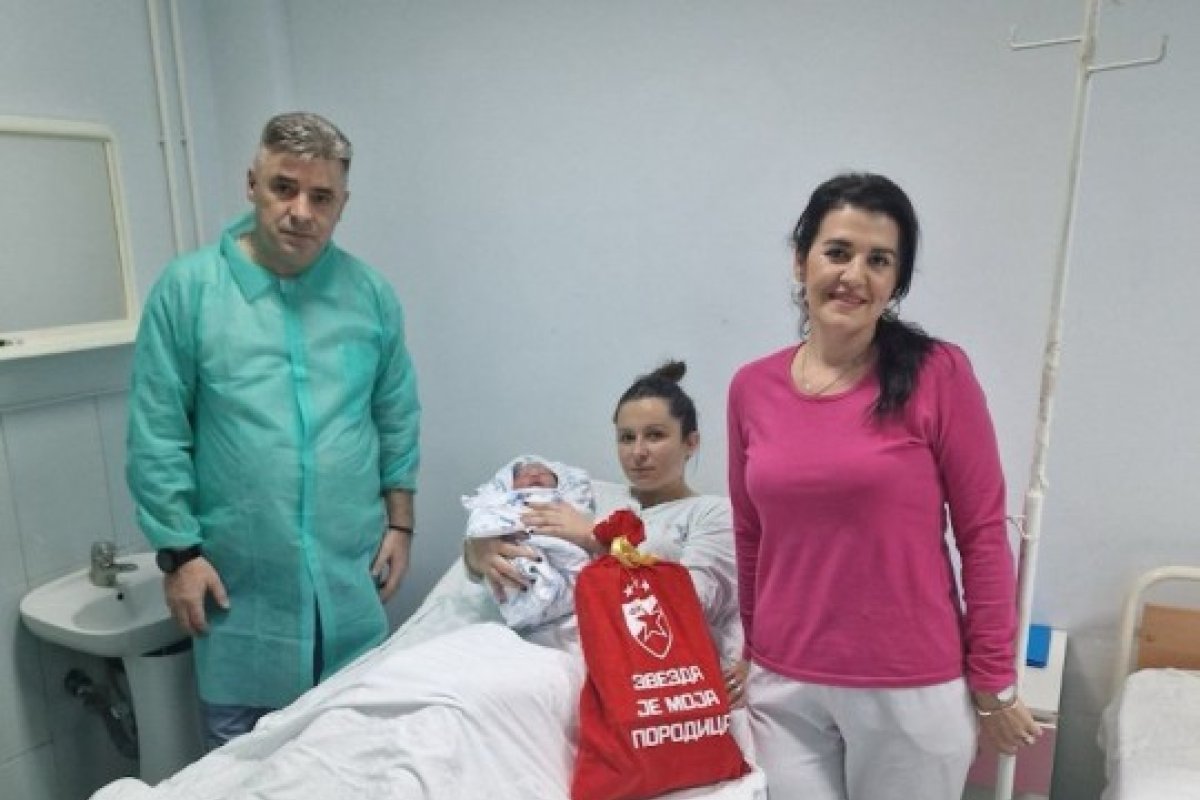 Crvena zvezda darovala bebe na Kosmetu (FOTO)