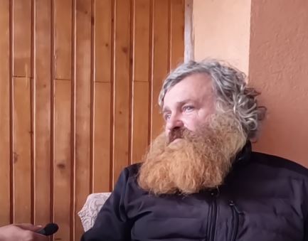 OD MILIONERA DO BESKUĆNIKA Neobična životna priča Mohameda koji je na lopatu zaradio 2 miliona, a u BiH se vratio sa 4 dolara u džepu (VIDEO)