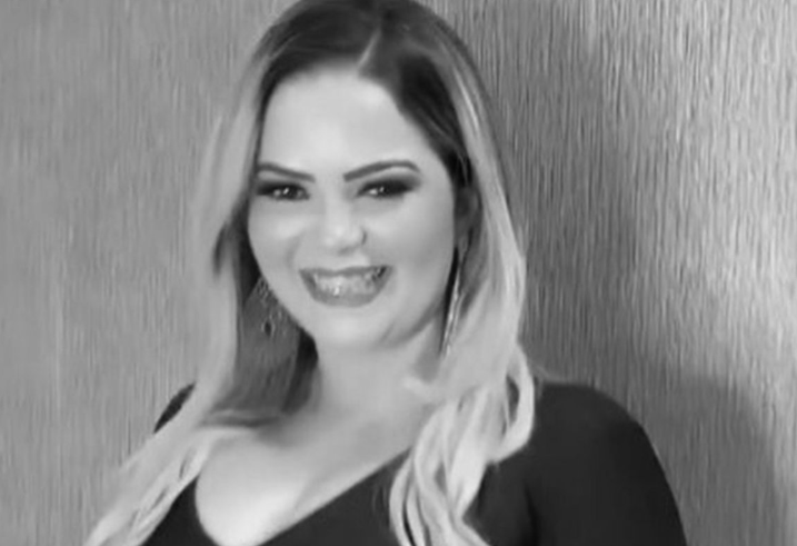 "VEOMA SMO POTRESENI ZBOG SVEGA OVOGA" Pjevačica (42) umrla usljed komplikacija tokom operacije
