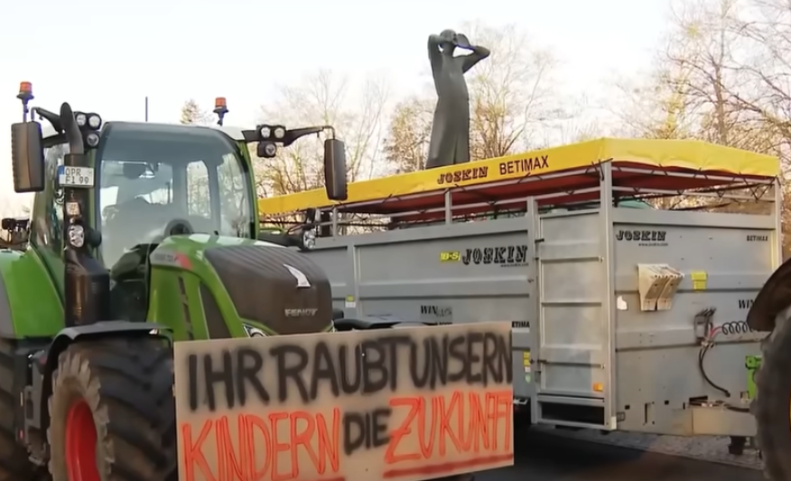 Njemački farmeri ne odustaju: Zaprijetili nastavkom protesta