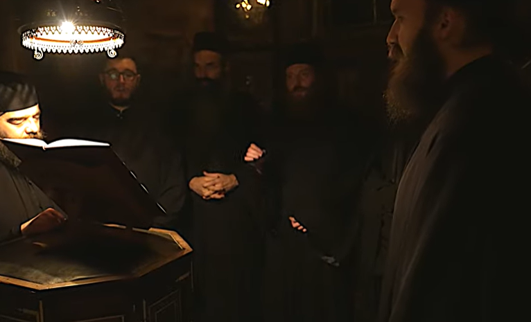 ROĐEN NA BOŽIĆ Vladimir se bavio košarkom, a danas je poglavar najveće srpske svetinje (VIDEO)