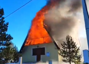 Vatrena stihija progutala vikendicu (VIDEO)