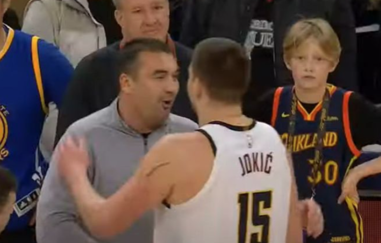 (VIDEO) SCENA KOJA PARA SRCE Posljednji zagrljaj Dejana Milojevića i Nikole Jokića