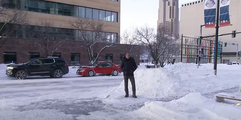 ŽESTOKA ZIMA KOSI SVE PRED SOBOM Ledeni talas odnio dva života u Americi