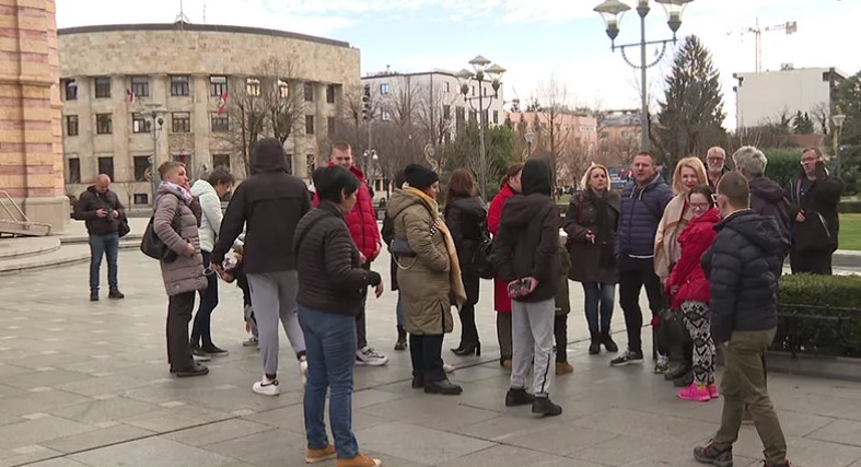 Protest roditelja ispred Gradske uprave - kasne isplate za tuđu njegu