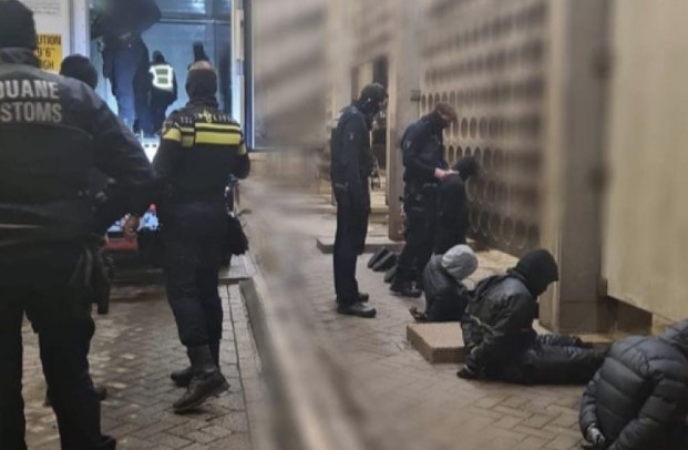 Velika akcija nizozemske policije: Uhapšen vozač iz BiH, prevozio "trojanski kontejner"