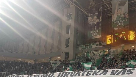 (FOTO) "BRAĆA" GRCI PREŠLI SVAKU GRANICU Izvrijeđali Srbe i Srbiju, primitivnim riječima kraja nema, i to nije sve