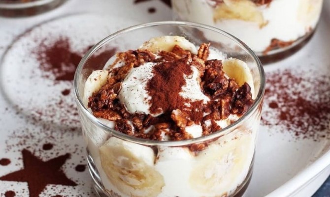 ZASLADITE DAN Krckavi desert u čaši