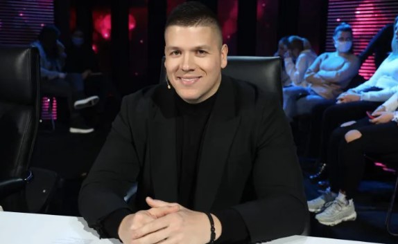 Sloba Radanović objavio konkurs za duet: Traži ženski vokal koji će zapjevati sa njim, a ovo su uslovi (VIDEO)