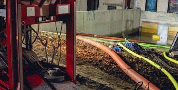 HAVARIJA NEVJEROVATNIH RAZMJERA Nijemci danima ispumpavali vodu iz zgrade bh. građevinca koji je bankrotirao