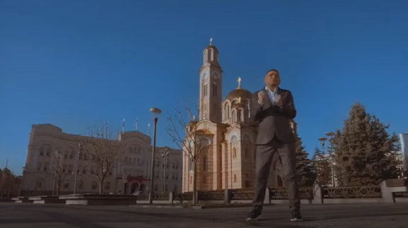 (VIDEO) "ZEMLJO MALA SRCA VELIKOG" Premijerno: Baja Mala Knindža objavio pjesmu "Republiko Srpska"