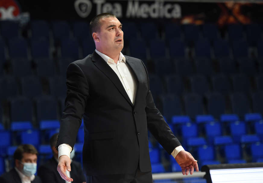 HITNO OPERISAN Dejan Milojević otišao na gostovanje Juti, pozlilo mu u restoranu