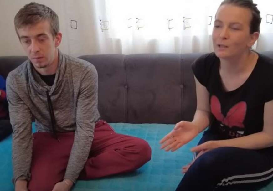 (VIDEO) ZLOUPOTREBA DOBROTE: MJEŠTANI ŽIVINICA OGORČENI! Humani ljudi im sagradili kuću, a oni je oglasili za prodaju