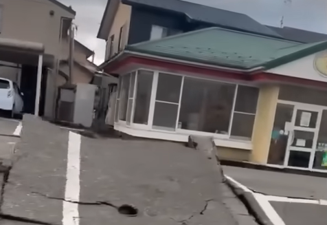 BROJ ŽRTAVA NASTAVLJA DA RASTE U Japanu poginule 73 osobe, povrijeđeno više od 100