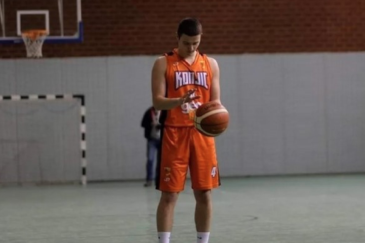 KONJIC ZAVIJEN U CRNO Preminuo mladi košarkaš Harun Cokoja