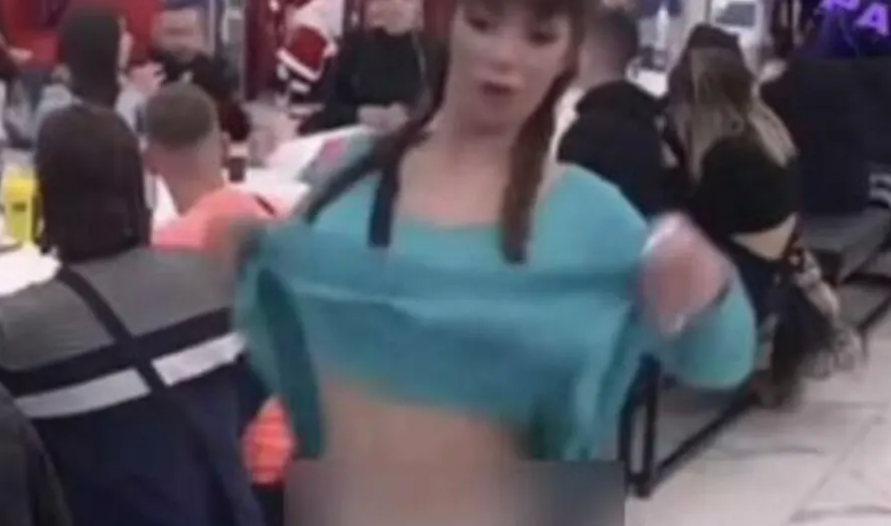 (VIDEO) PONOVO ŠOKIRALA JAVNOST Miljana Kulić se skinula usred programa uživo