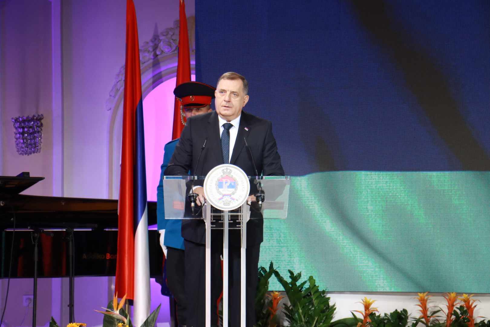 "OVO NI NADREALISTI NISU MOGLI DA ZAMISLE“ Dodik: Pored Amerikanaca, Ramo Isak djeluje kao diplomatski gigant
