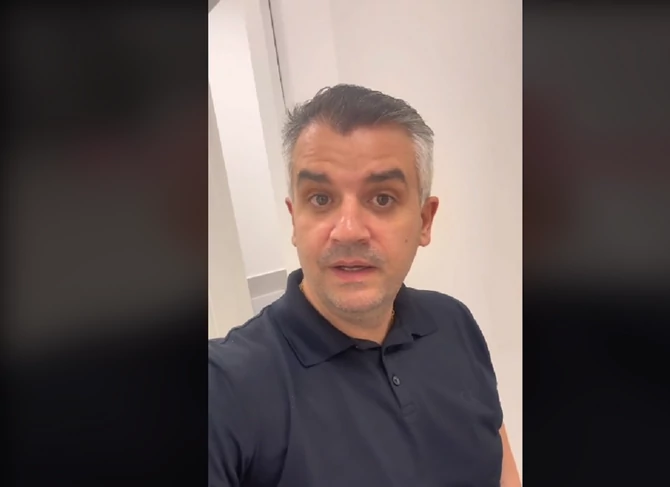 Poznati srpski hirurg otkrio bizarne stvari koje mu pacijenti traže: Žele da laserskom epilacijom spriječe rast dlaka u ušima