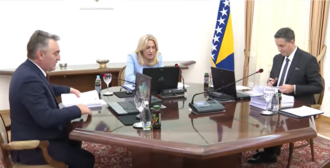 CVIJANOVIĆEVA PREGLASANA NA SJEDNICI! Komšić i Bećirović glasali za Prijedlog zakona o državnoj imovini